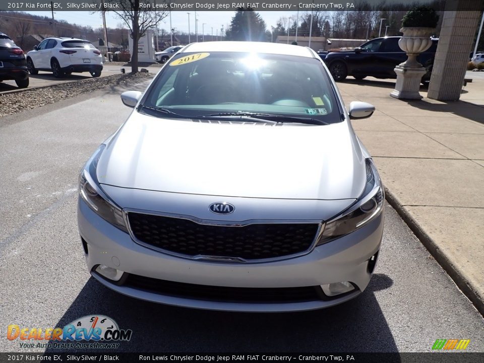 2017 Kia Forte EX Silky Silver / Black Photo #3