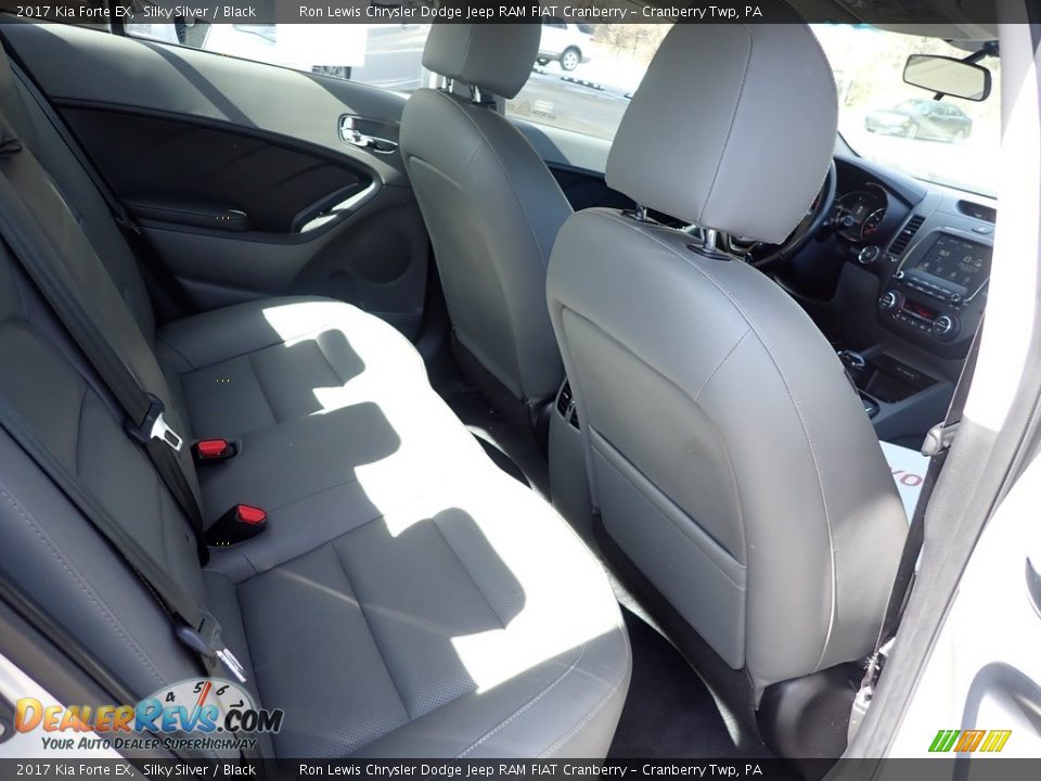 Rear Seat of 2017 Kia Forte EX Photo #10