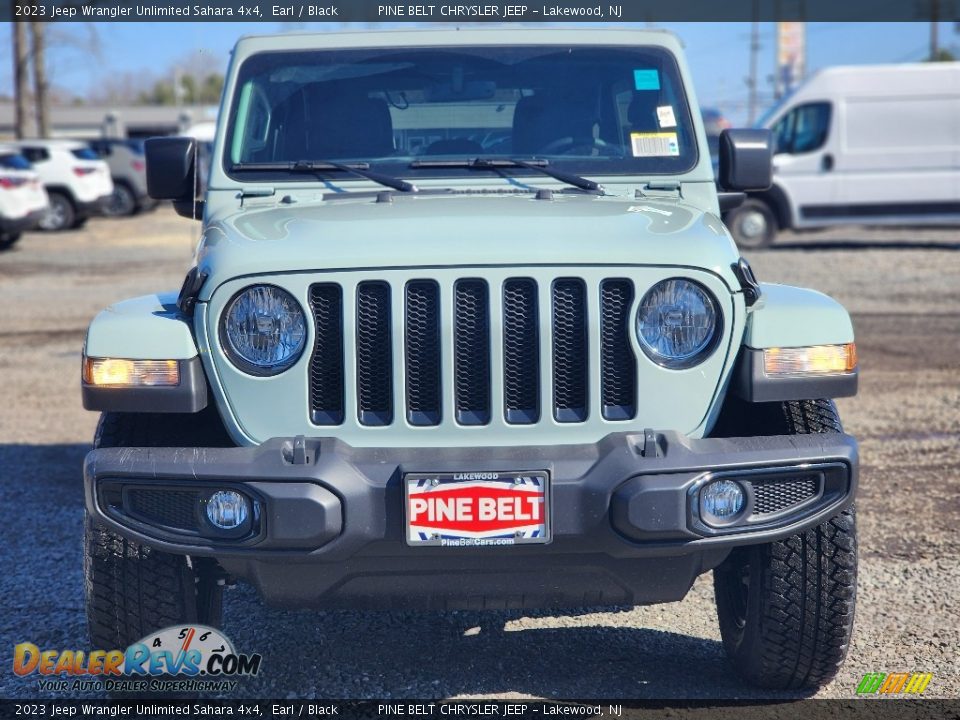 2023 Jeep Wrangler Unlimited Sahara 4x4 Earl / Black Photo #2