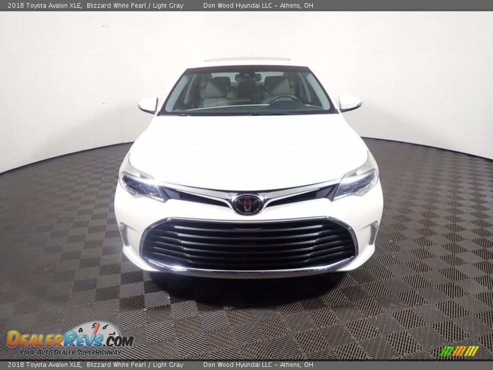 2018 Toyota Avalon XLE Blizzard White Pearl / Light Gray Photo #7
