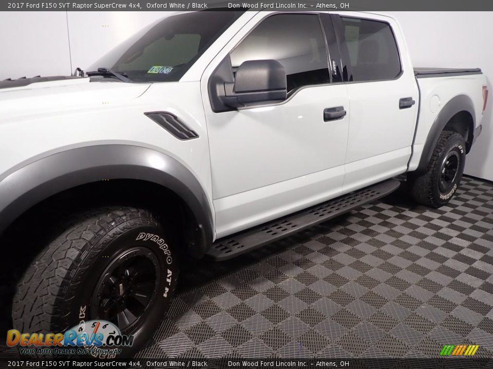 2017 Ford F150 SVT Raptor SuperCrew 4x4 Oxford White / Black Photo #10