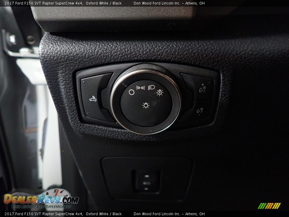 2017 Ford F150 SVT Raptor SuperCrew 4x4 Oxford White / Black Photo #29