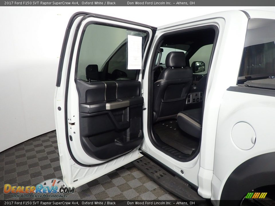 2017 Ford F150 SVT Raptor SuperCrew 4x4 Oxford White / Black Photo #33