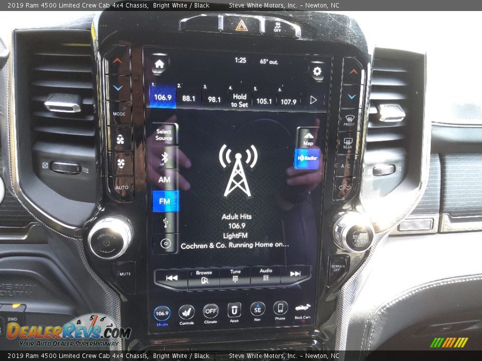 Controls of 2019 Ram 4500 Limited Crew Cab 4x4 Chassis Photo #28