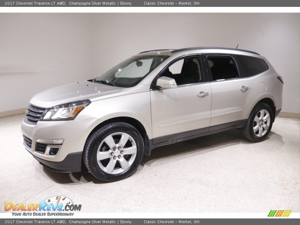 2017 Chevrolet Traverse LT AWD Champagne Silver Metallic / Ebony Photo #3