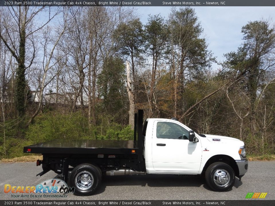 2023 Ram 3500 Tradesman Regular Cab 4x4 Chassis Bright White / Diesel Gray/Black Photo #6