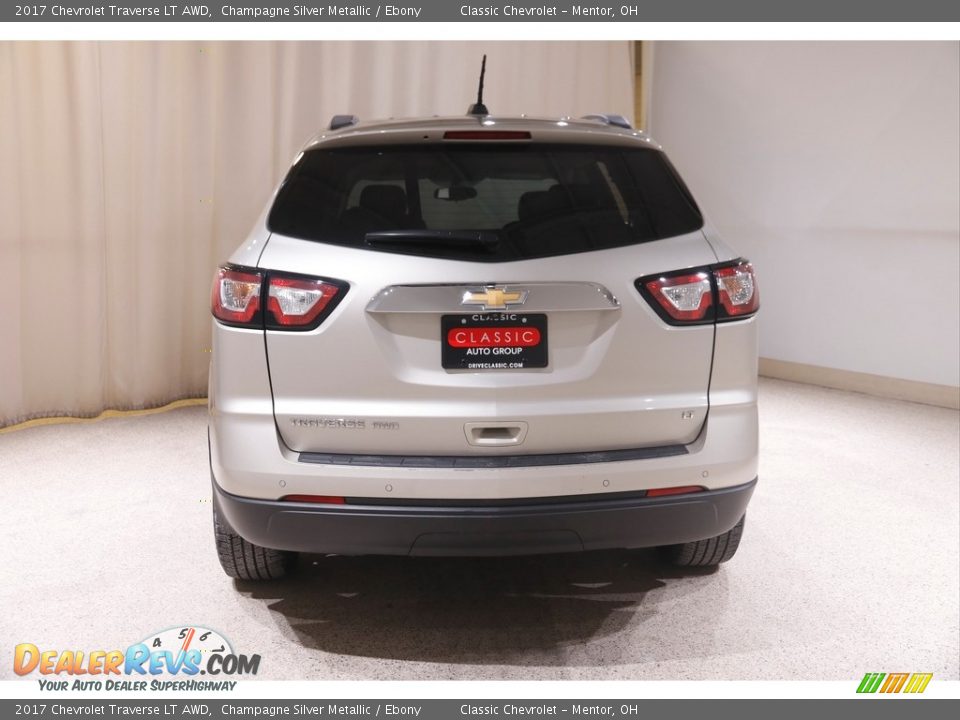 2017 Chevrolet Traverse LT AWD Champagne Silver Metallic / Ebony Photo #19