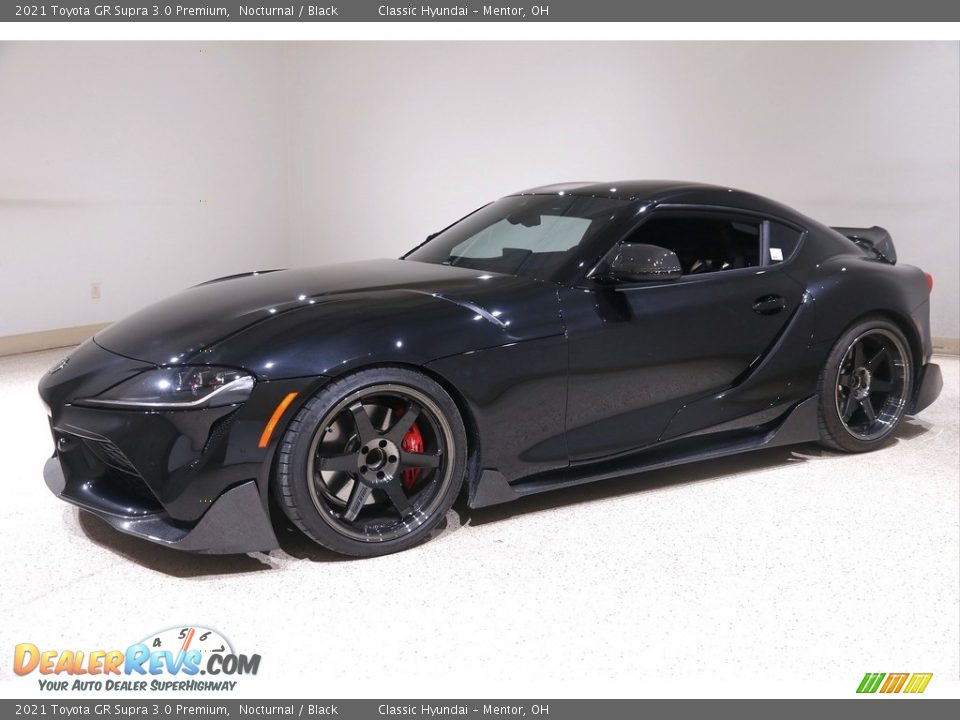 Front 3/4 View of 2021 Toyota GR Supra 3.0 Premium Photo #3