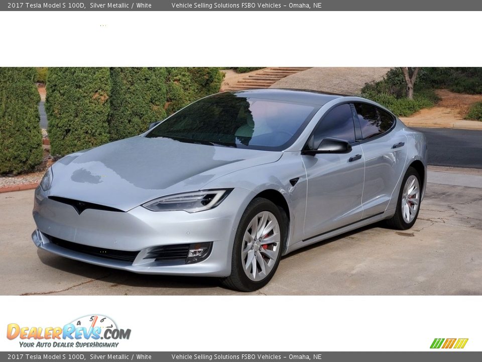 Front 3/4 View of 2017 Tesla Model S 100D Photo #1