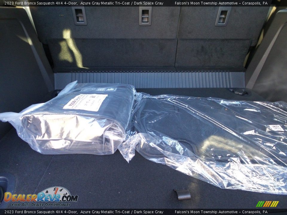 2023 Ford Bronco Sasquatch 4X4 4-Door Azure Gray Metallic Tri-Coat / Dark Space Gray Photo #3