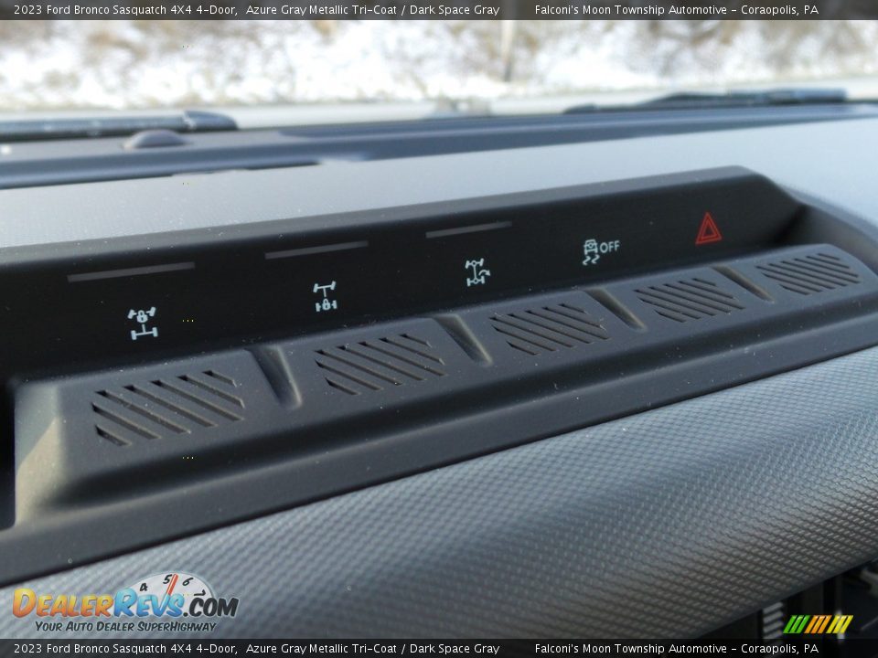Controls of 2023 Ford Bronco Sasquatch 4X4 4-Door Photo #28