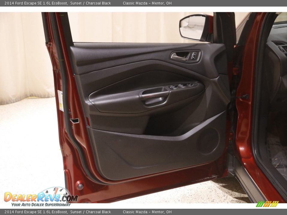 2014 Ford Escape SE 1.6L EcoBoost Sunset / Charcoal Black Photo #5