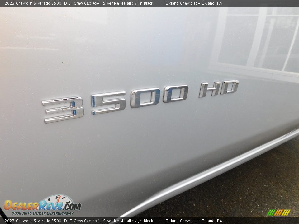 2023 Chevrolet Silverado 3500HD LT Crew Cab 4x4 Logo Photo #17