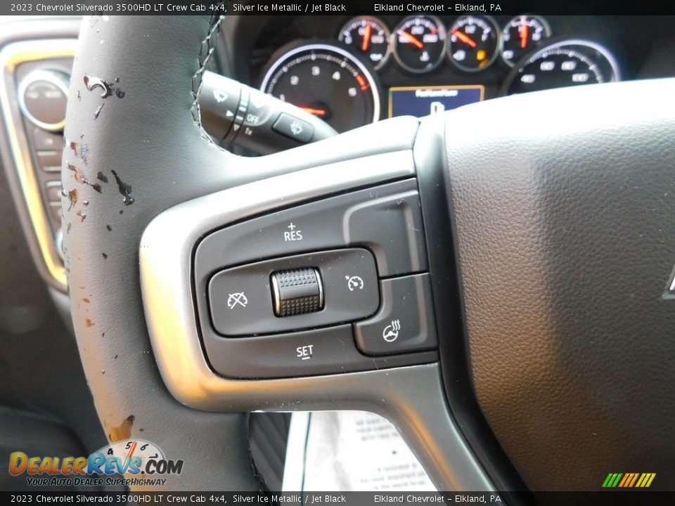 2023 Chevrolet Silverado 3500HD LT Crew Cab 4x4 Steering Wheel Photo #28
