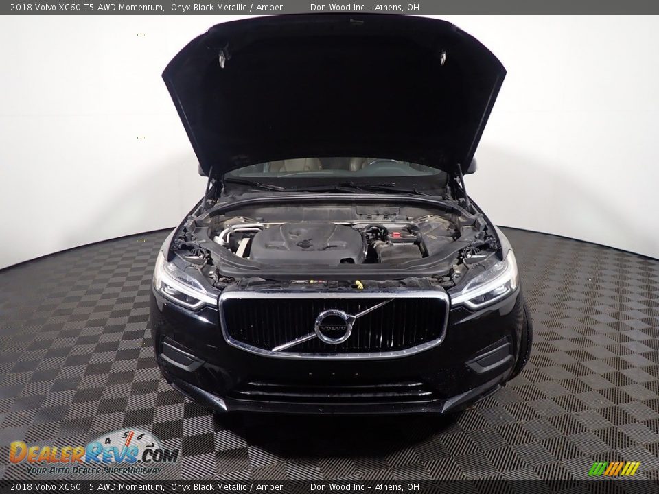 2018 Volvo XC60 T5 AWD Momentum Onyx Black Metallic / Amber Photo #7