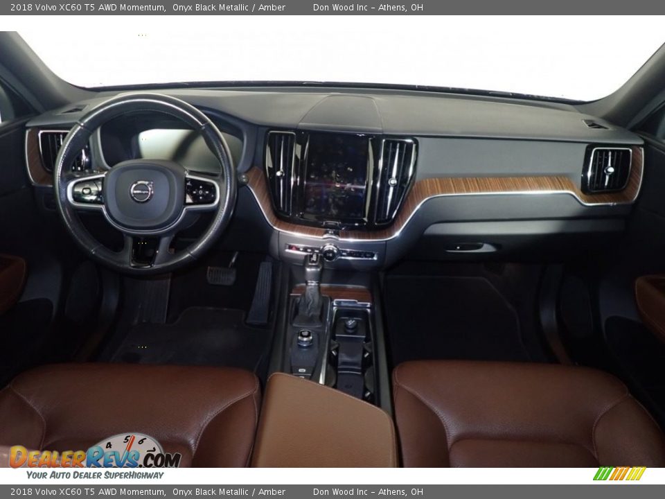 2018 Volvo XC60 T5 AWD Momentum Onyx Black Metallic / Amber Photo #23