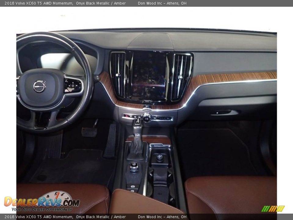 2018 Volvo XC60 T5 AWD Momentum Onyx Black Metallic / Amber Photo #24