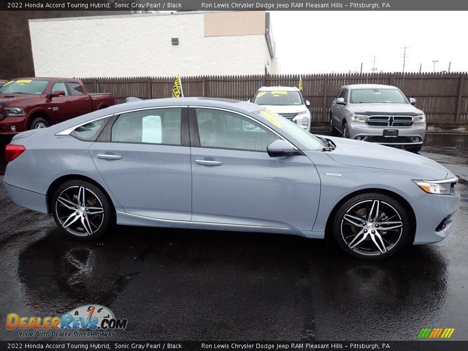 2022 Honda Accord Touring Hybrid Sonic Gray Pearl / Black Photo #7