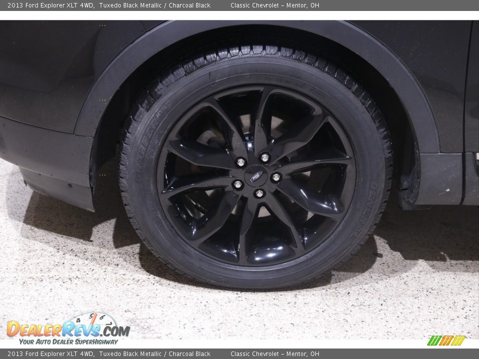 2013 Ford Explorer XLT 4WD Tuxedo Black Metallic / Charcoal Black Photo #22