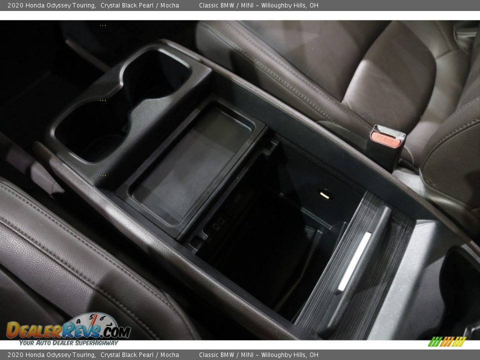 2020 Honda Odyssey Touring Crystal Black Pearl / Mocha Photo #15