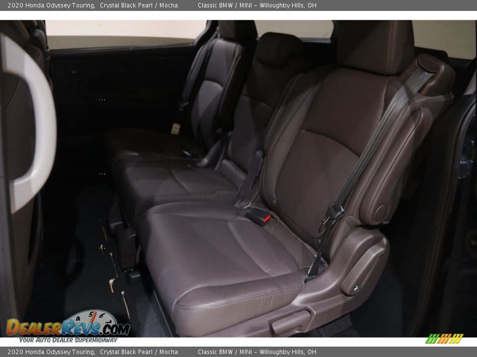 2020 Honda Odyssey Touring Crystal Black Pearl / Mocha Photo #19