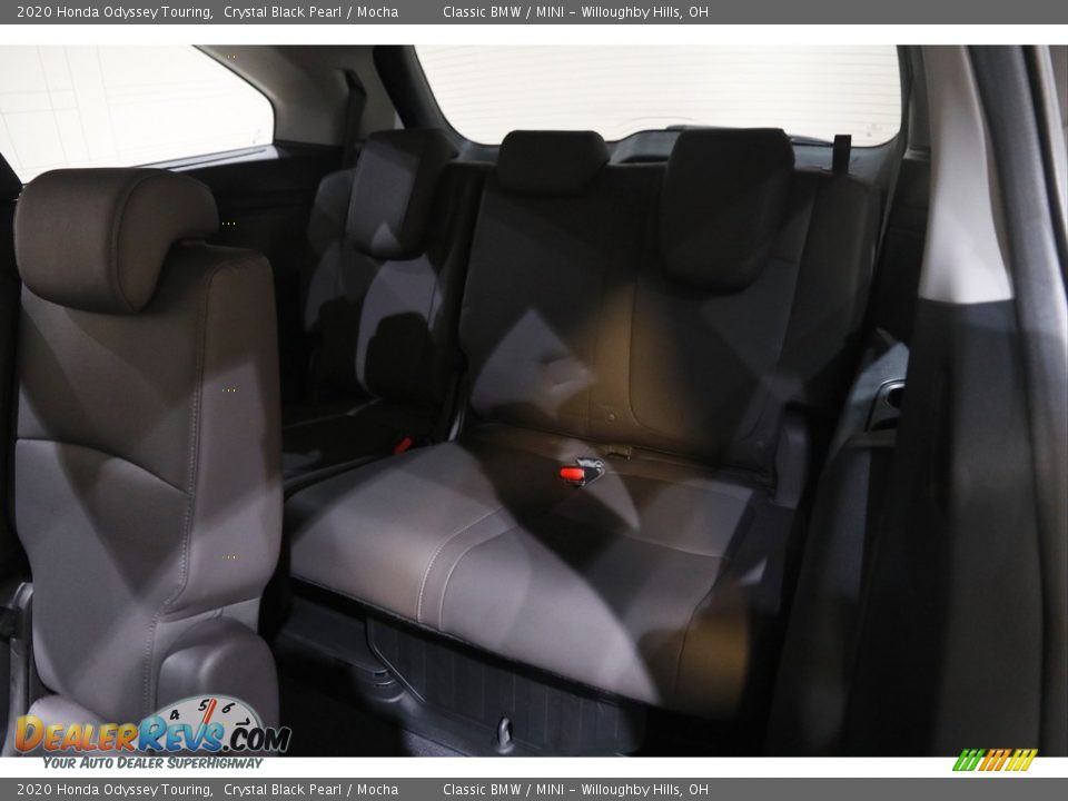 2020 Honda Odyssey Touring Crystal Black Pearl / Mocha Photo #20