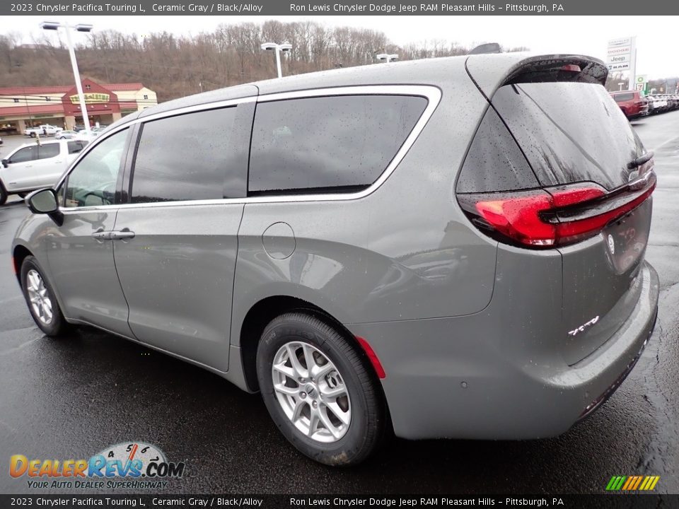 2023 Chrysler Pacifica Touring L Ceramic Gray / Black/Alloy Photo #3