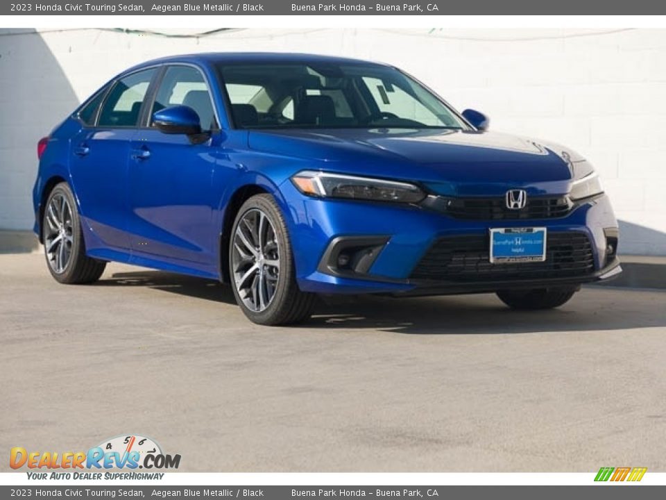 Front 3/4 View of 2023 Honda Civic Touring Sedan Photo #1