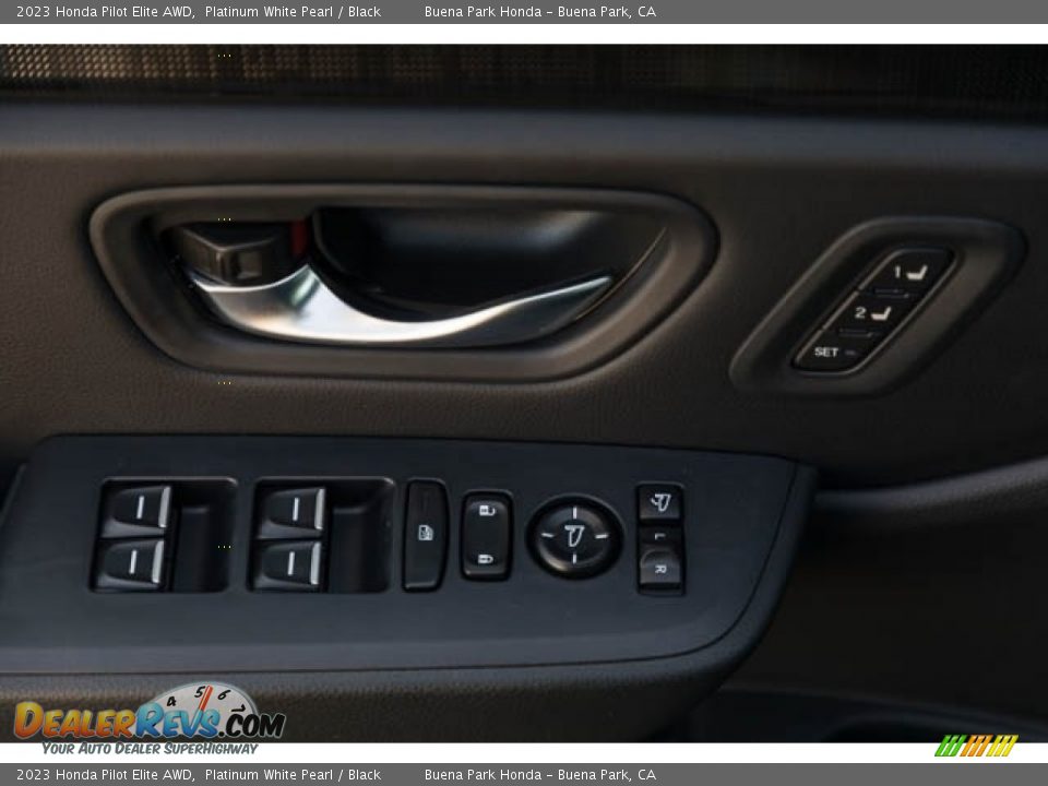 Door Panel of 2023 Honda Pilot Elite AWD Photo #36