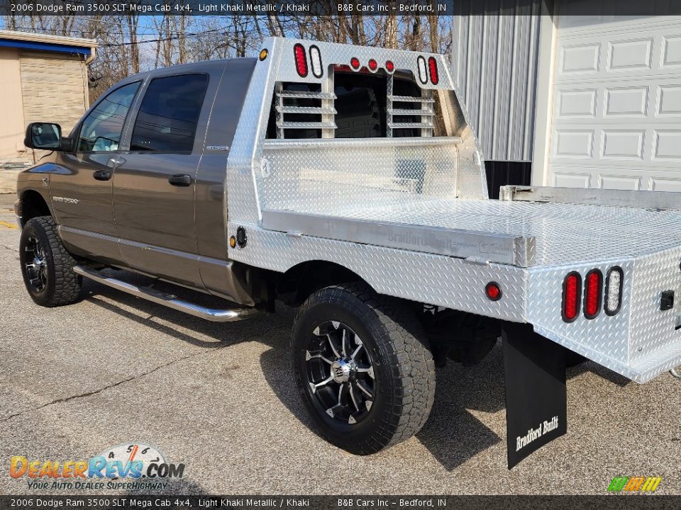 2006 Dodge Ram 3500 SLT Mega Cab 4x4 Light Khaki Metallic / Khaki Photo #7