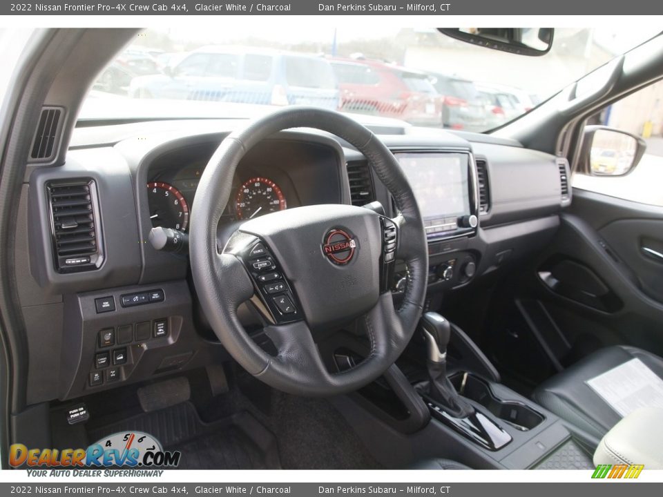 2022 Nissan Frontier Pro-4X Crew Cab 4x4 Glacier White / Charcoal Photo #10