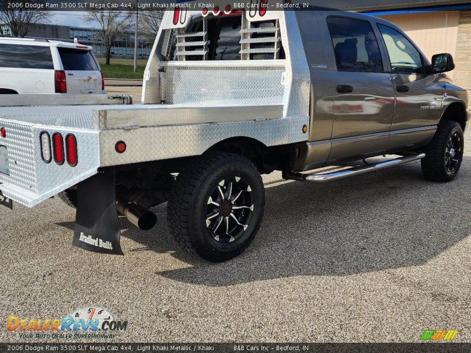 2006 Dodge Ram 3500 SLT Mega Cab 4x4 Light Khaki Metallic / Khaki Photo #25