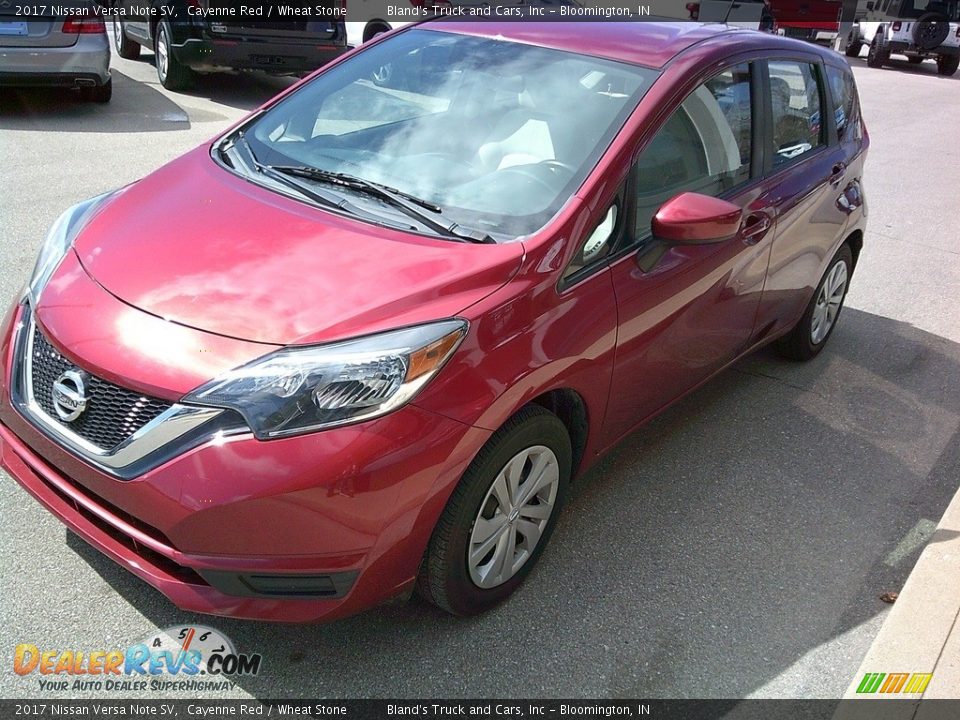 2017 Nissan Versa Note SV Cayenne Red / Wheat Stone Photo #5