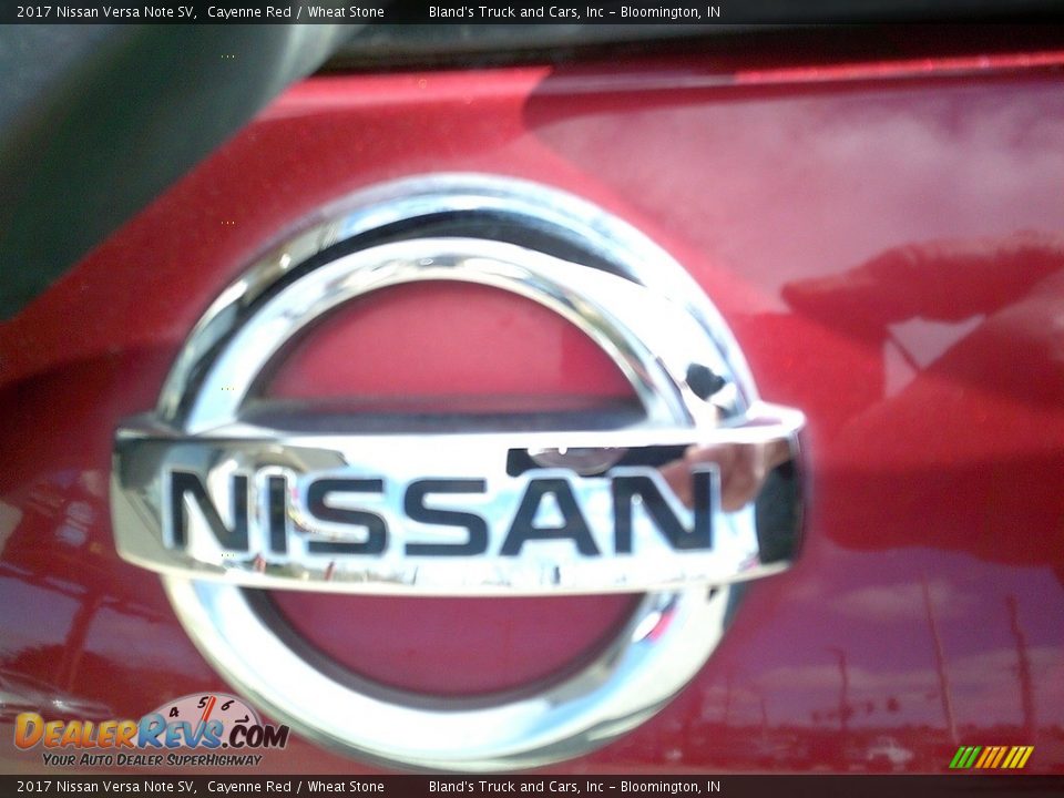 2017 Nissan Versa Note SV Cayenne Red / Wheat Stone Photo #8