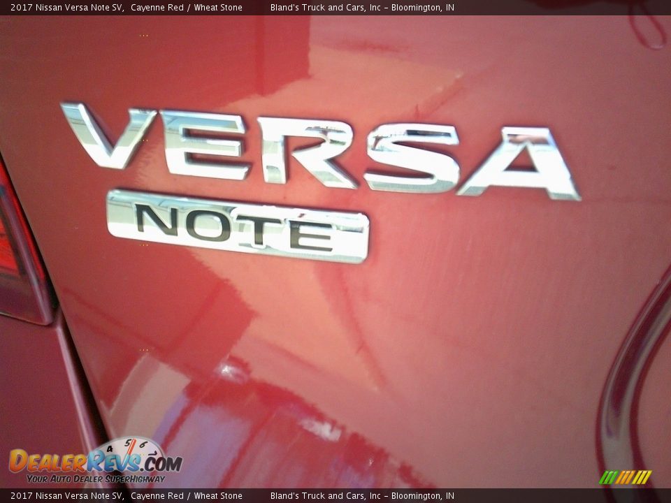 2017 Nissan Versa Note SV Cayenne Red / Wheat Stone Photo #9