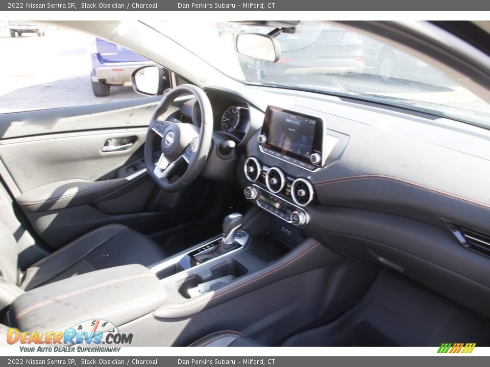 2022 Nissan Sentra SR Black Obsidian / Charcoal Photo #16