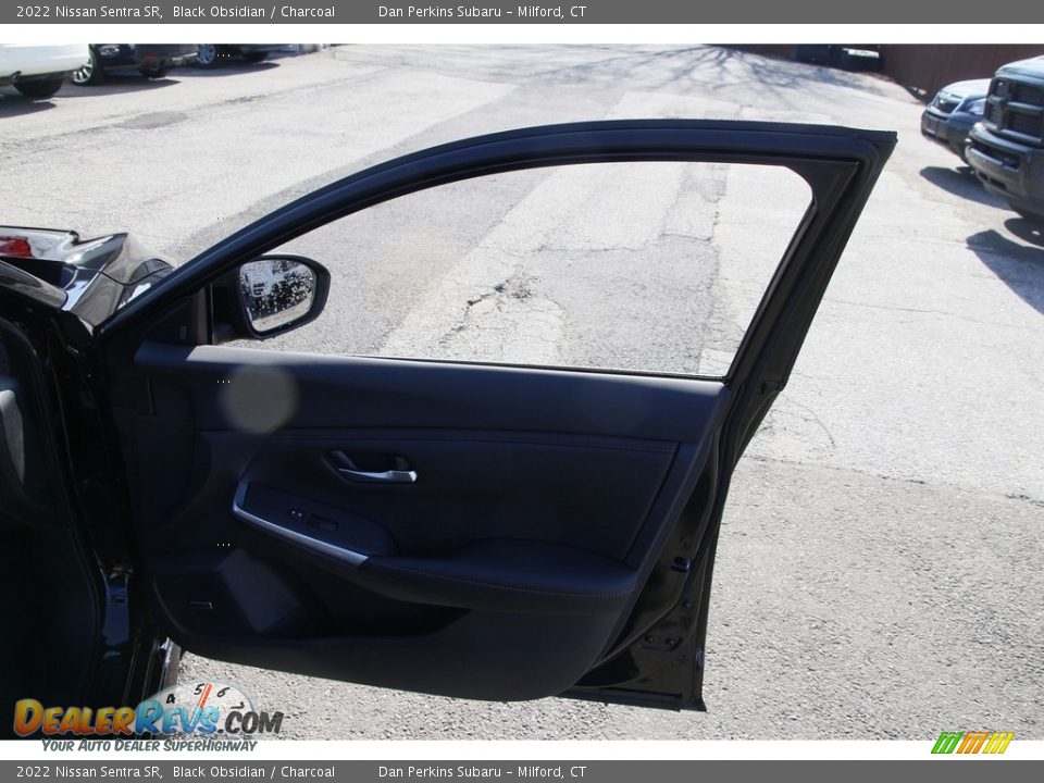 2022 Nissan Sentra SR Black Obsidian / Charcoal Photo #17