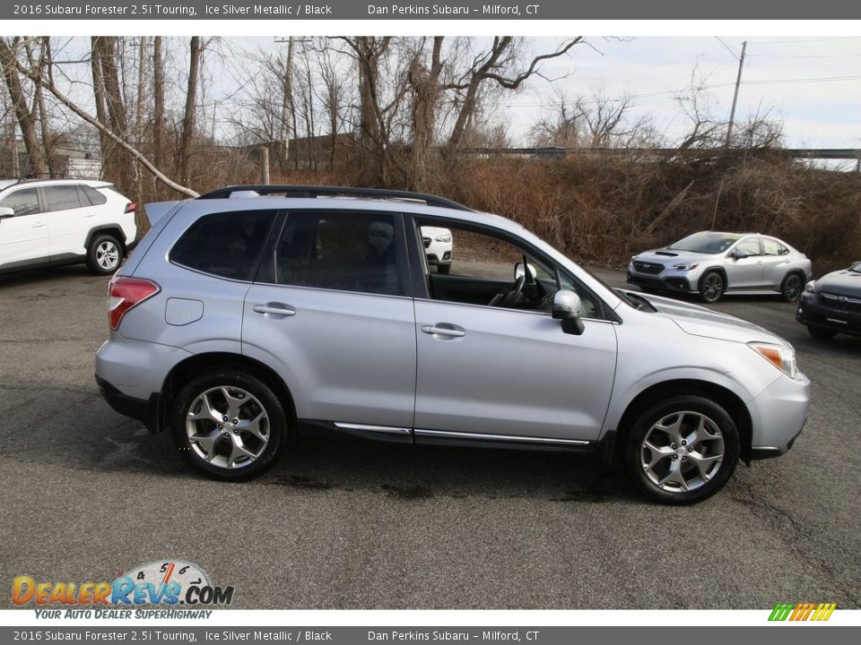 2016 Subaru Forester 2.5i Touring Ice Silver Metallic / Black Photo #4