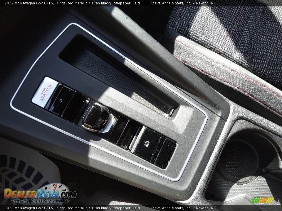 2022 Volkswagen Golf GTI S Kings Red Metallic / Titan Black/Scalepaper Plaid Photo #27