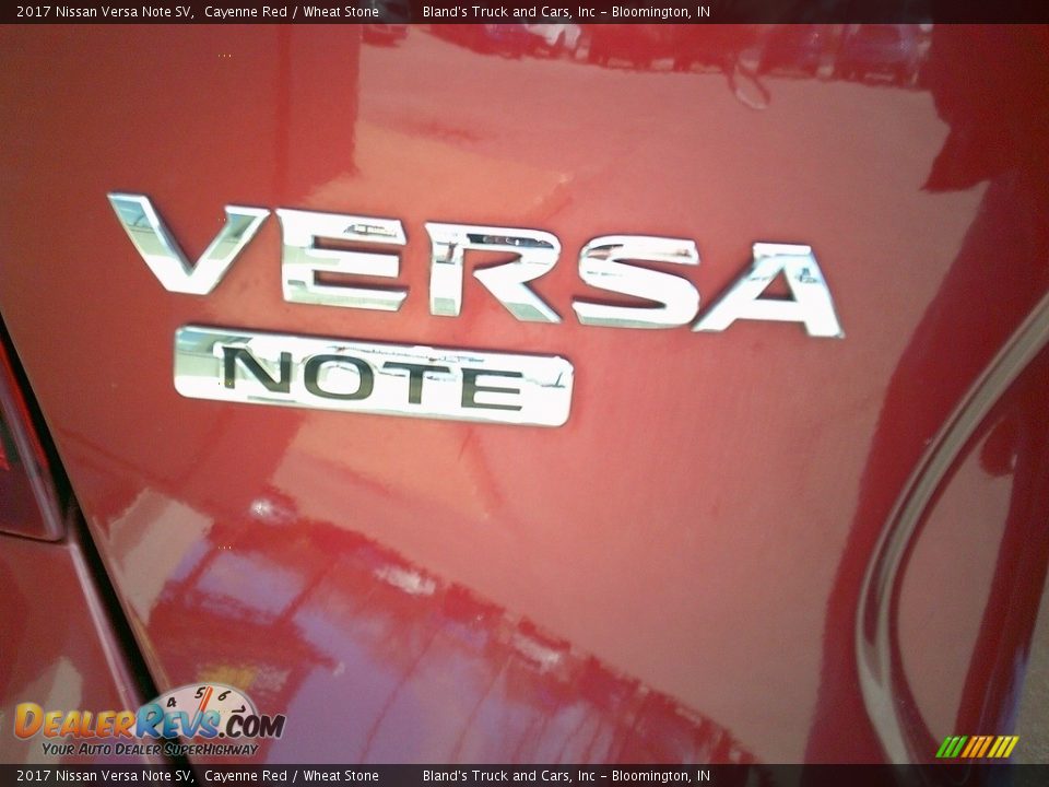 2017 Nissan Versa Note SV Cayenne Red / Wheat Stone Photo #35