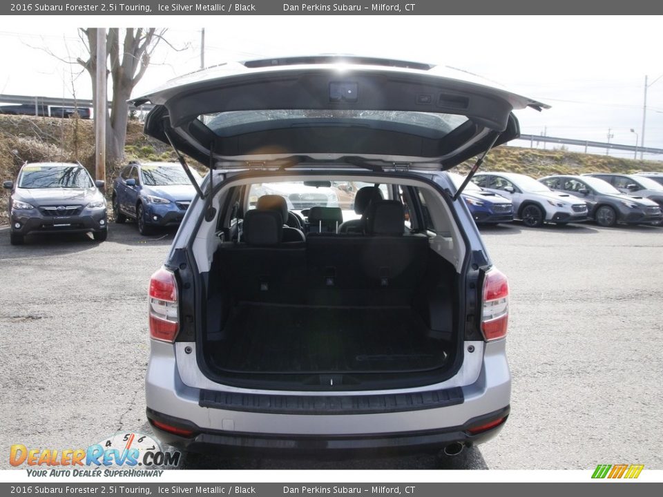 2016 Subaru Forester 2.5i Touring Ice Silver Metallic / Black Photo #14
