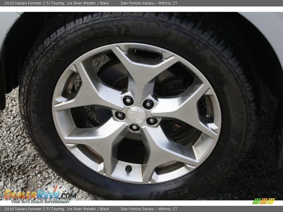 2016 Subaru Forester 2.5i Touring Ice Silver Metallic / Black Photo #25