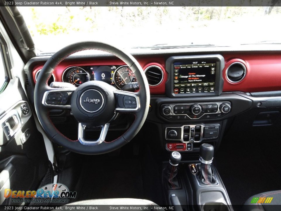 2023 Jeep Gladiator Rubicon 4x4 Bright White / Black Photo #18