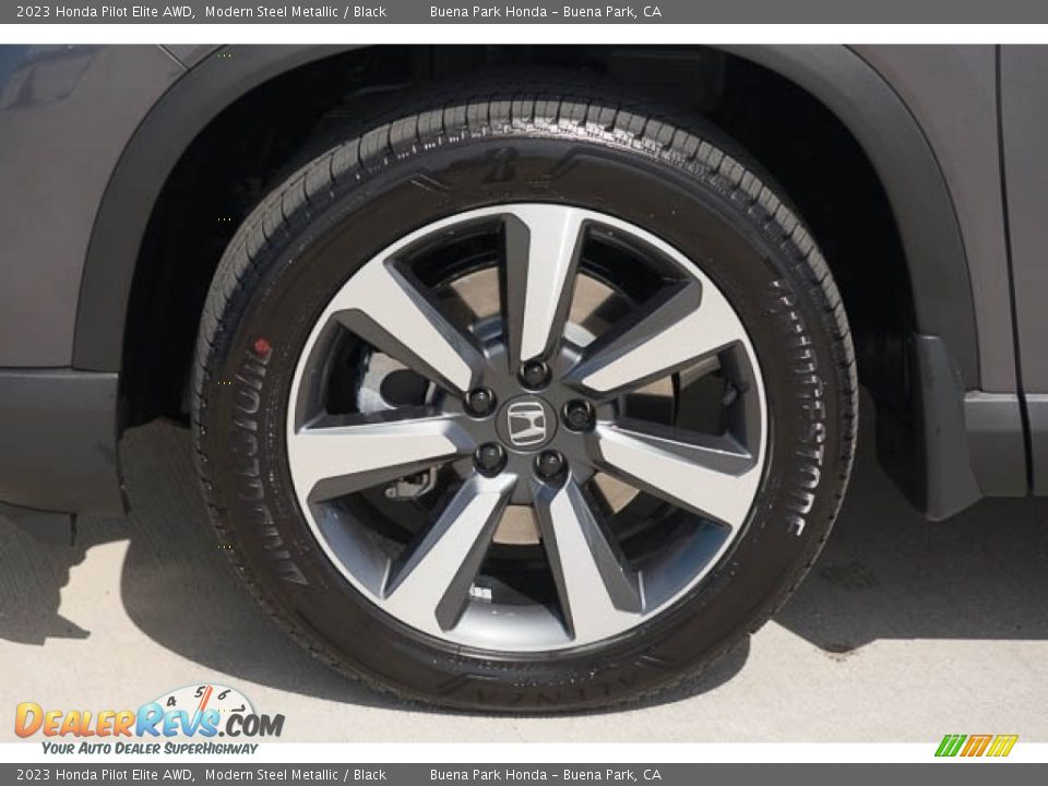 2023 Honda Pilot Elite AWD Wheel Photo #13