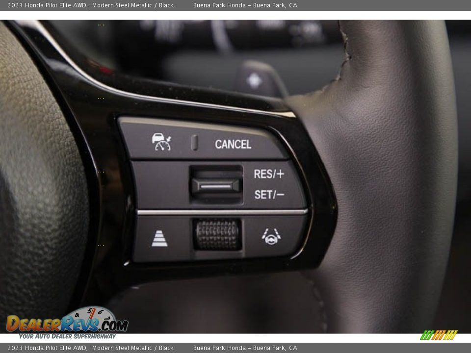 2023 Honda Pilot Elite AWD Steering Wheel Photo #21