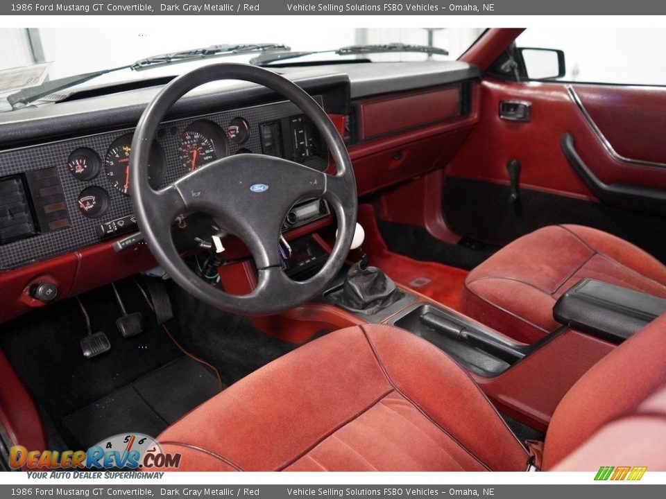Red Interior - 1986 Ford Mustang GT Convertible Photo #5