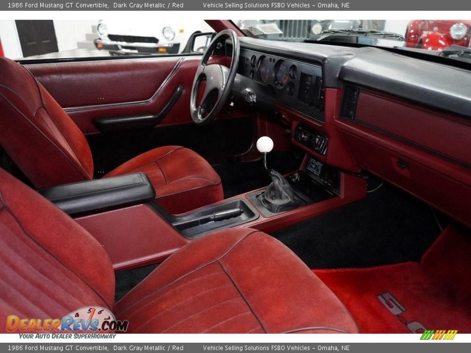 Dashboard of 1986 Ford Mustang GT Convertible Photo #6