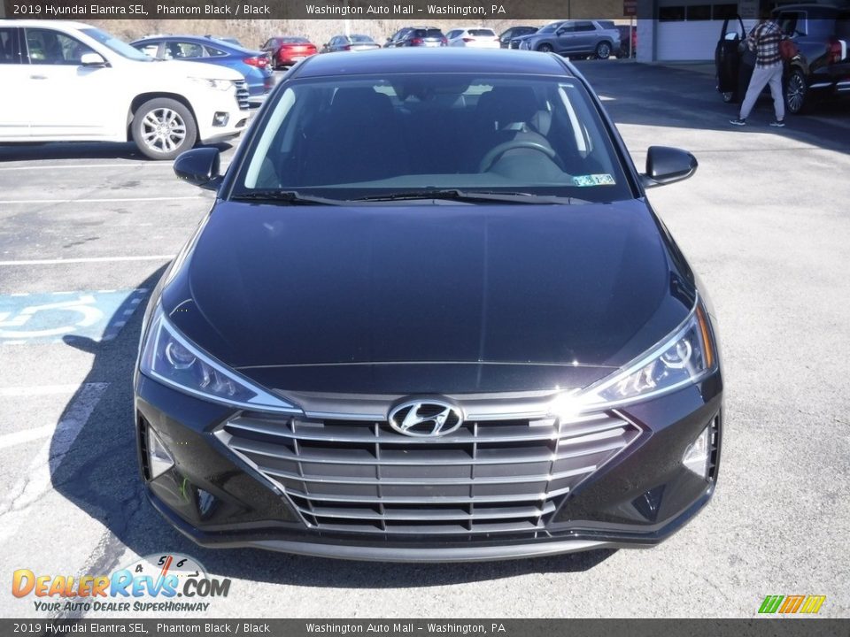 2019 Hyundai Elantra SEL Phantom Black / Black Photo #4