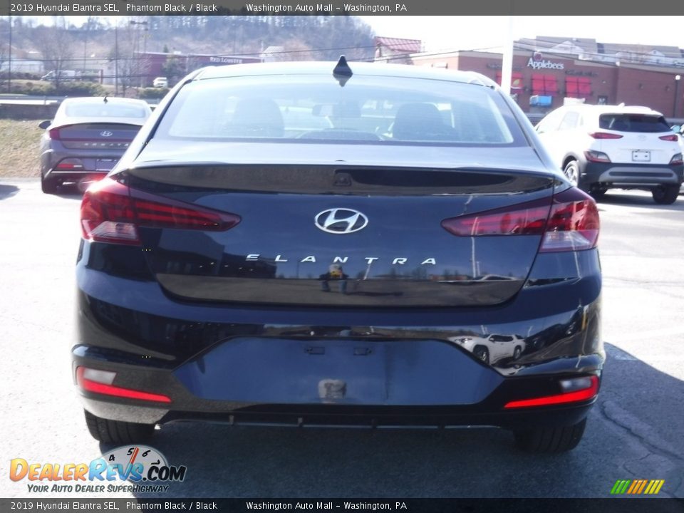 2019 Hyundai Elantra SEL Phantom Black / Black Photo #8