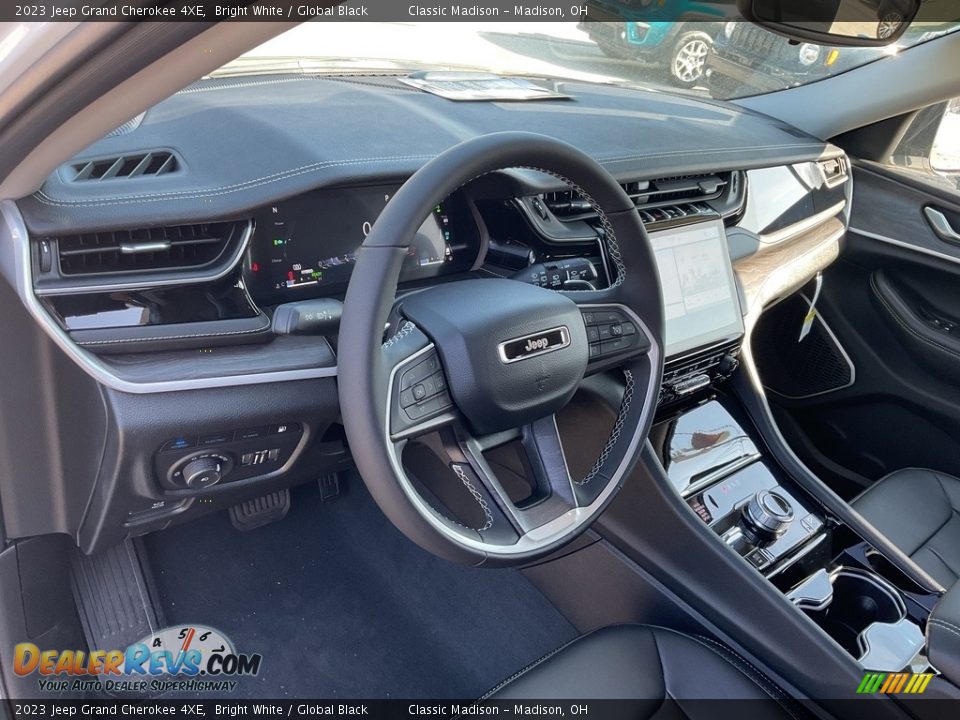 2023 Jeep Grand Cherokee 4XE Bright White / Global Black Photo #4